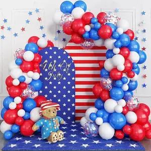 Jogo de balões de lantejoulas vermelho e azul para o Dia da Independência dos EUA, decoração de fundo com atmosfera de festa