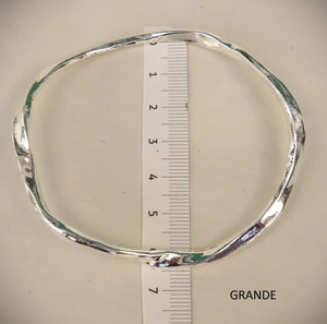 Bracciale ondulato in acciaio inox 316L bracciale moderno elegante lucido regalo per la sua mamma gioiello a prezzi accessibili - Product Image 5