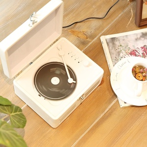 Reproductor de CD Mini HIFI de Fábrica, Grabadora, Caja de Música Portátil Inalámbrica BT 5.0 con Batería, Carga USB TF Tipo-C, Regalo para el Hogar - Product Image 6