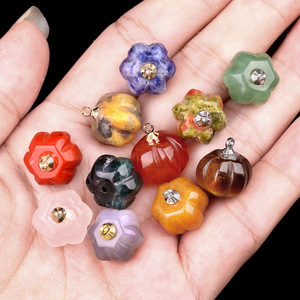 Pendentif Citrouille en Agate <span class=keywords><strong>Fou</strong></span> Polie Argentée HY, Sculpture en Pierres Naturelles pour Cadeaux – Vente en Gros - Product Image 5