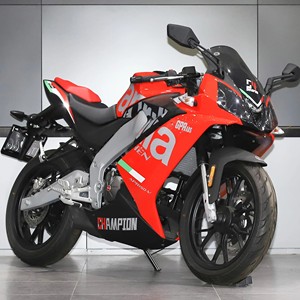 Moto d'occasion Apulia Gpr150 Sports Car EFI refroidie par eau pour réplique de course 250SR Jiaolong 400 APR150-V - Product Image 6