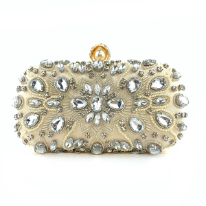 Pochette carrée de luxe tendance en cristal <span class=keywords><strong>pour</strong></span> mariages et soirées, sacs à perles ornés de strass et de diamants avec décorations de perles - Product Image 1