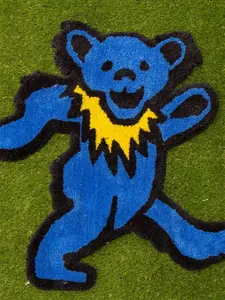 Factory Sale Hand Tufted Custom Shaped Dancing Bear Rug