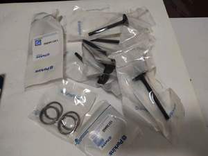 Suku Cadang Mesin <span class=keywords><strong>Diesel</strong></span> Berkualitas Tinggi, Dudukan Katup 404D, Dudukan Katup Masuk dan Buang 404, Suku Cadang Perbaikan Excavator untuk Perkins - Product Image 4