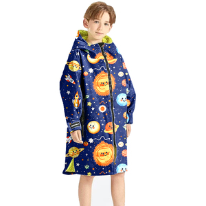 Parka da Nuoto Impermeabile Oversize ad Asciugatura Rapida con Fodera in Pile Spesso e Caldo, con Cappuccio, per Spiaggia, Surf, Cambio Vestiti, Asciugamano, Accappatoio, Cappotto per Bambini - Product Image 4