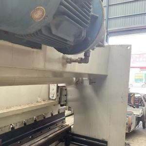 Máquina Dobladora Hidráulica CNC Automática de 160T y 1600mm de Segunda Mano para Placas de Acero Inoxidable y Varillas Corrugadas, Alta Productividad - Product Image 6