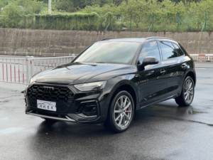La voiture <span class=keywords><strong>à</strong></span> essence dynamique de luxe <span class=keywords><strong>2022</strong></span> <span class=keywords><strong>Audi</strong></span> Q5L 45T offre une performance de coût extrêmement élevé - Product Image 2