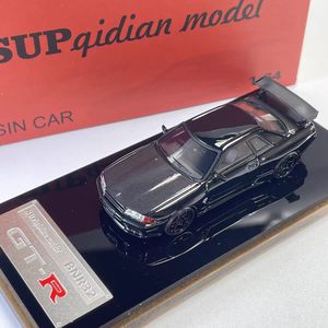 Modellino Auto da Corsa in Resina Scala 1:64 MR per Collezione e Decorazione Casa - Product Image 2