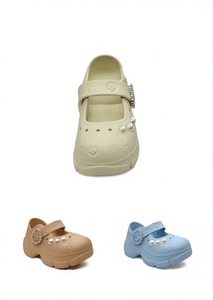 Zoccoli con Plateau e Perle Stile Mary Jane Estivi con Punta Chiusa Suola Morbida Leggera in EVA Tomaia in Plastica Taglia 24 per Donne e Ragazze - Product Image 1