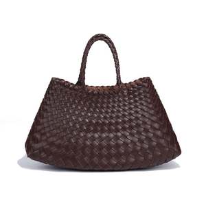 Nouveau panier de nourriture français sac tissé à la main Art rétro et sac à main polyvalent de haute qualité en cuir souple léger sac de luxe pour femmes - Product Image 1