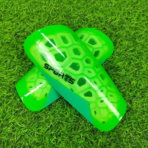 Protections de tibia de football en EVA doublement épaissies pour adultes et enfants - Couleurs/logo/tailles personnalisables - Équipement de protection pour l'entraînement sportif - Product Image 5
