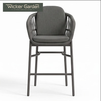 Chaises de bar et tabourets hauts d'extérieur modernes en aluminium et corde tressée – Résistants à l'eau et au soleil pour villas et maisons d'hôtes