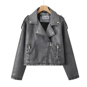 2025 femmes rétro à manches longues moto veste nouvelle mode en détresse <span class=keywords><strong>Imitation</strong></span> <span class=keywords><strong>cuir</strong></span> décontracté fermeture éclair courte longueur pour l'automne - Product Image 4
