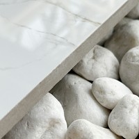 Offre Spéciale – Carreaux de Sol en Porcelaine 600x600 (60x60) – Carreaux Céramiques Émaillés Brillants Effet Marbre pour Villa et Salon de Luxe