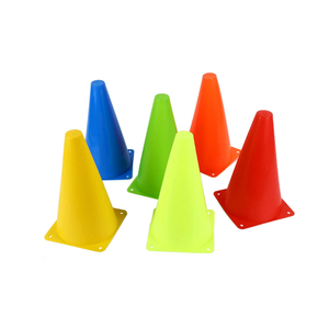 Cône <span class=keywords><strong>de</strong></span> marquage d'entraînement pour parking, entraînement à la conduite, exercices <span class=keywords><strong>de</strong></span> football, <span class=keywords><strong>de</strong></span> basketball, activités intérieures et extérieures, événements festifs - Product Image 5