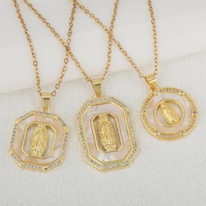 <span class=keywords><strong>Collana</strong></span> con Pendente della Vergine Maria in Rame Placcato Oro con Zirconi Cubici Colorati e Micro Pavé, Catena a Maglie Religiosa Cattolica - Product Image 5