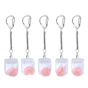 Fabrik-Großhandel: 1000 Modelle heiß begehrter 3D-Cartoon-Charakter-Schlüsselanhänger aus weichem PVC mit Anime-Gummi-UV-Druck – Modisch - Product Image 1