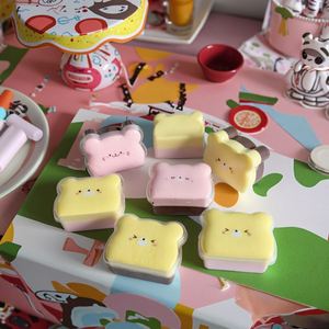 ของเล่นบีบยืดหยุ่นรูปเค้กหมีสุดฮิตจากอินสตาแกรม  บรรเทาความเครียด  สำหรับเด็กและผู้ใหญ่ ช่วยเพิ่มอารมณ์ - Product Image 3