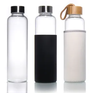 环保透明彩色玻璃水瓶，带竹盖和时间制造商