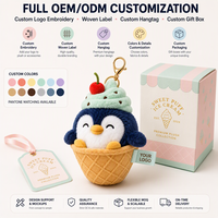 Porte-clés en peluche pingouin personnalisé OEM ODM, design cornet de glace, étiquette personnalisée, boîte pour cadeaux promotionnels de marque