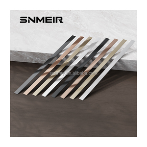 Bande plate en acier inoxydable pour la décoration d'armoires de portes murales 8mm 10mm 15mm de <span class=keywords><strong>largeur</strong></span> Garniture de carreaux en PVC Design moderne pour l'extérieur de la villa - Product Image 2