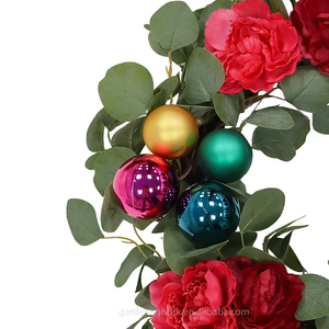 Guirnalda de Flores de Eucalipto Ecológica de 19.69 Pulgadas con Bolas Artificiales, Decoración Navideña para Interiores, Puerta Principal y Pared, Estilo Tradicional - Product Image 2