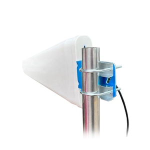 Antenna Direzionale Esterna Universale LPDA a Polarizzazione Verticale ad Alto Guadagno 11dB 700-2700MHz per 3G 4G LTE Wi-Fi - Product Image 4