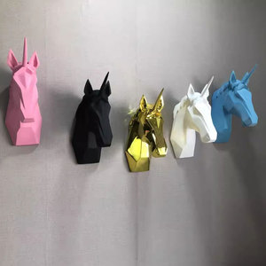 Statua da Parete 3D in Resina di Cavallo Volante Nero a Grandezza Naturale, Scultura da Appendere per Laurea, Prezzi all'Ingrosso di Fabbrica - Product Image 6