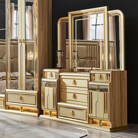 Ensemble de chambre à coucher de luxe de style populaire de Dubaï avec lit king-size ou queen-size, armoire à tiroirs et coiffeuse