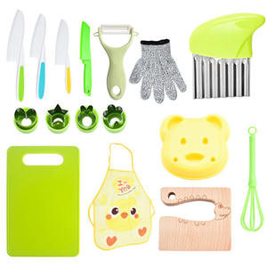 Juego <span class=keywords><strong>de</strong></span> 16 Piezas para Cortar Verduras y Frutas, Tabla <span class=keywords><strong>de</strong></span> Cortar Multifuncional Manual para Cocina, Guantes para Niños, Cuchillo para Frutas <span class=keywords><strong>de</strong></span> Plástico - Product Image 1