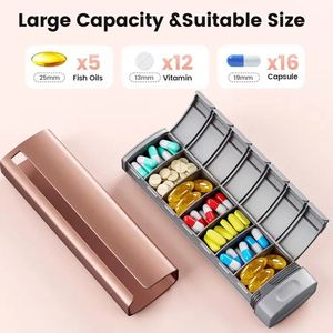 Organizador de Medicamentos de Viaje A-174 para 7 Días, Pastillero Portátil con Carcasa de Aluminio, Contenedor Semanal de Vitaminas para Viajes - Product Image 2