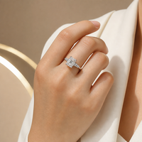Bague en Moissanite couleur argent, taille émeraude, trapèze, trois pierres serties à griffes, bijoux de mariage pour femme, vente en gros, cadeau