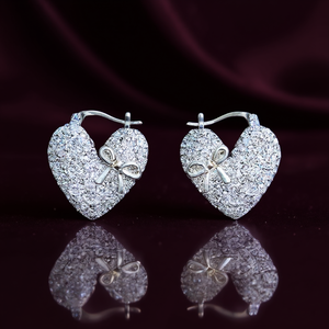 Pendientes de Aro con Corazón en Oro Blanco y Cristal de Estrás, Plata 925 con Baño de Rodio, Joyería Romántica para Mujer - Product Image 2