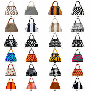 Borsa a mano in maglia SHINY Ready Design con manico rimovibile, disponibile in stock, borsa alla moda per boutique, regalo, vendita al dettaglio, borsa all'uncinetto - Product Image 1