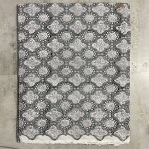 Tela de Algodón Estampada en Bloque, Ecológica, Ligera, para Coser, Tapicería, Cortinas, Confección de Vestidos, Hecha a Mano en India, con Diseño Floral - Product Image 1