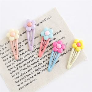 YIYIโรงงานขายส่งราคาถูกเด็กด้านคลิปผมลูกอมสีโลหะดอกไม้โลหะผสมBBคลิปสำหรับทารกหญิง - Product Image 3