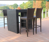 Tabourets de bar en rotin Mobilier de jardin extérieur Bistro Bar Restaurant Patio PE Chaise et table en rotin Chaise de bar en osier