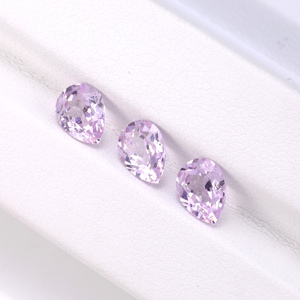 Cadermay Pierre précieuse colorée YAG (Yttrium Aluminium Garnet) de laboratoire, taille poire lavande, pour bijoux et bagues - Product Image 3