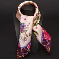 Foulard de luxe imprimé numériquement avec logo, directement de l'usine, pour femme, élégant, personnalisé, carré, en soie, bandana, châle