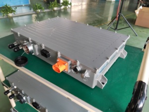 เครื่องชาร์จ OBC 22 กิโลวัตต์ สำหรับรถยนต์ไฟฟ้า แบตเตอรี่ลิเธียม ระบบ AC เป็น DC 400V ระดับการป้องกันน้ำ IP67 ระบบระบายความร้อนด้วยของเหลว 3 เฟส - Product Image 6