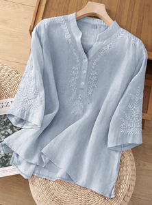Nouvelle chemise décontractée brodée à manches courtes pour femme, élégante et de qualité, collection été 2026 - Product Image 5