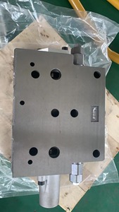 Katup Cadangan Hidrolik <span class=keywords><strong>Excavator</strong></span> 320 untuk Mengoperasikan Breaker Hidrolik - Product Image 2
