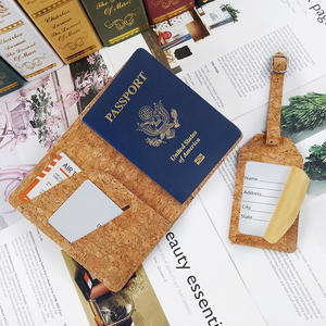 Venta caliente logotipo personalizado corcho pasaporte titular equipaje viaje regalo etiqueta conjunto ecológico corcho madera pasaporte titular y equipaje etiqueta conjunto - Product Image 1