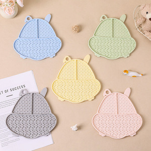 Youcheng Pet <b>Silicone</b> Licking <b>Mat</b> Slow Feeding <b>Mat</b> For Cats Non Slip With Suction Cup Home Use - Product Image 3