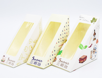 Emballage de boîte à sandwich en papier jetable personnalisé thermoscellé pliable triangle petit-déjeuner boulangerie coréenne oeuf goutte