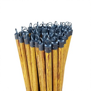 Escoba de madera con mango de estilo creativo, duradera, portátil, con cerdas suaves y cabezal de PVC, herramienta de limpieza para jardín y suelo. - Product Image 1