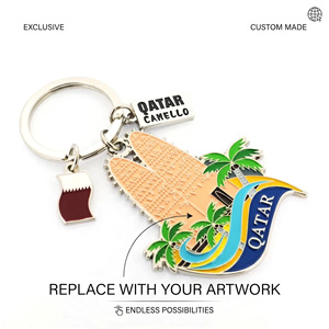 Llavero de Recuerdo Turístico de Qatar con Camello y Palmera, Regalo Promocional del País - Product Image 1