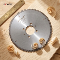 Lames de scie circulaire KWS TCT pour le découpage de panneaux, de panneaux stratifiés, de MDF et de panneaux de particules, avec une efficacité élevée et une bonne finition de surface