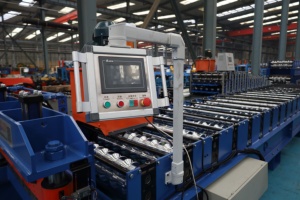 Máquina Formadora de Tejas Metálicas Duraderas, Máquina Prensadora de Paneles de Acero Galvanizado para Techos, Máquina Formadora de Rollos de Una Sola Capa. - Product Image 6