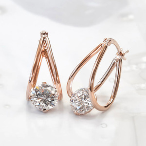 Eleganti Orecchini a U per Donne, Stile Coreano Chic e alla Moda - Product Image 6